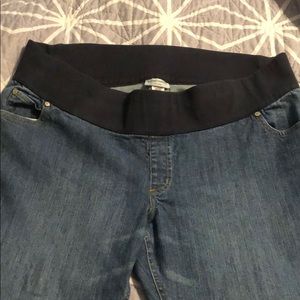 Maternity Capri Jeans 👶